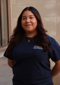 Josie Clemente's Profile Picture